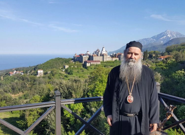 Његово Високопреосвештенство Митрополит зворничко-тузлански г. Фотије