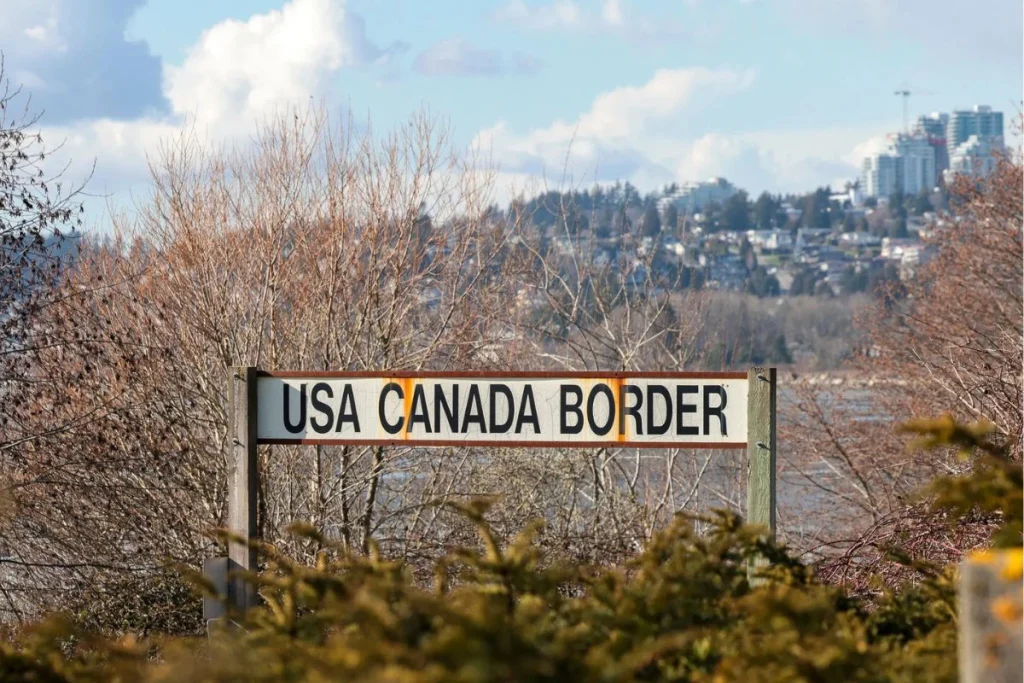 amerika-kanada.jpg Фото: Jason Redmond/Agence France-Presse